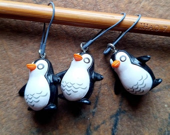 Stitch markers, 3-piece set, wooden penguin, handmade, stitch markers, knitting