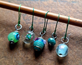 Stitch markers, 5-piece set, Murano glass, lampwork, glass beads, faceted, Italian beads, handmade, stitch markers, knitting