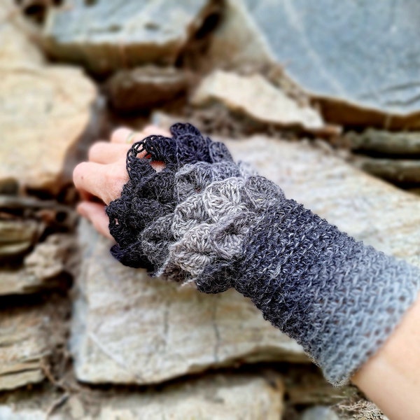 elegant sheep's wool hand warmers in black-grey, arm warmers, cuffs, handmade exclusive accessories, wool cuffs, special wrist warmers