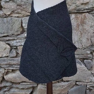 Wrap skirt made of pure new wool in anthracite, kidney warmer, wool skirt, felt skirt, wool skirt, gift, clothing made of felt, felt skirt