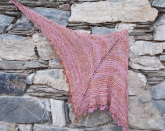 knitted triangular scarf made of cotton with color gradient, shoulder shawl, shawl, stole, scarf, medieval, dirndl, traditional costumes, Outlander, Claire