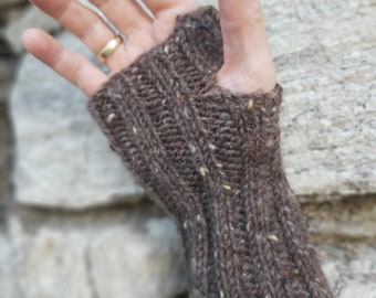 Gauntlets with thumb hole made of mohair and sheep's wool, arm warmers, wrist warmers, medieval, highlands, claire, outlander, celts
