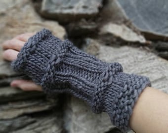 Hand warmers with thumb hole made of alpaca and sheep's wool, arm warmers, cuffs, wool warmers, pulse warmers, warm hands, winter accessory, Outlander