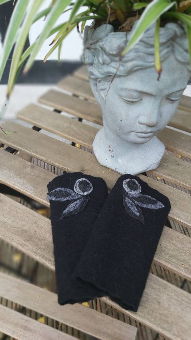 Cuffs made of pure sheep's wool in black with fine rose appliqué, exceptional hand warmers made entirely by hand, gift image 3