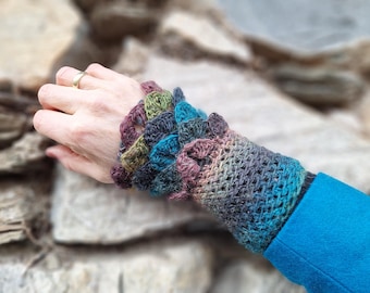 Polsini realizzati con la migliore lana merino all'uncinetto in petrolio/colorato, polsini, polsini, accessorio fatto a mano, polsini in lana, scaldapolsi