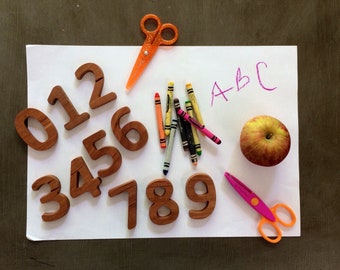 Wooden number set - 10 piece set 0-9 - learning numbers - Montessori - Waldorf - home school - educational toy