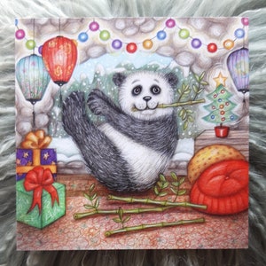 Pilates Panda (aproveitando lanches festivos) © Anthea Whitworth 2019. Panda, Natal, luzes, decorações, pilates