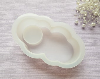 Silicone mold cloud with recess