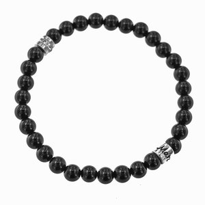 Personalisierbares und handgefertigtes Perlenarmband, schwarz Natursteinperlen mit Silber Bead und Geburtsstein Rondel