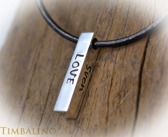 Remolque medallón Rose con grabado también estrella caracteres y cadena real plata 925