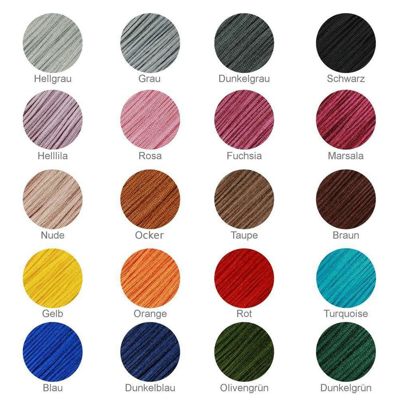 Puede incluir: Una carta de colores de 18 colores diferentes de cuerda, incluyendo gris claro, gris, gris oscuro, negro, lila claro, rosa, fucsia, granate, beige, marr&oacute;n, topo, marr&oacute;n oscuro, amarillo, naranja, rojo, turquesa, azul, azul oscuro, verde oliva y verde oscuro.