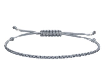 Zierliches Freundschaftsbändchen Makramee 925 Silber - Grau | Armbändchen personalisierbar 20 Bandfarben als Geschenkidee BFF