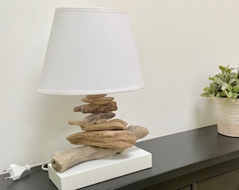 Table lamp made of driftwood - shade oval