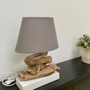 Handcrafted table lamp made of driftwood - shade oval