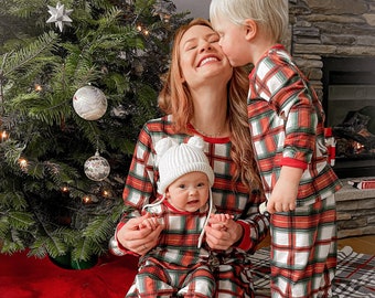 Family Christmas Pajamas - Adult Christmas Pajamas - Couples Pajamas - Personalized Pajamas - Family Pj - Holiday pajamas