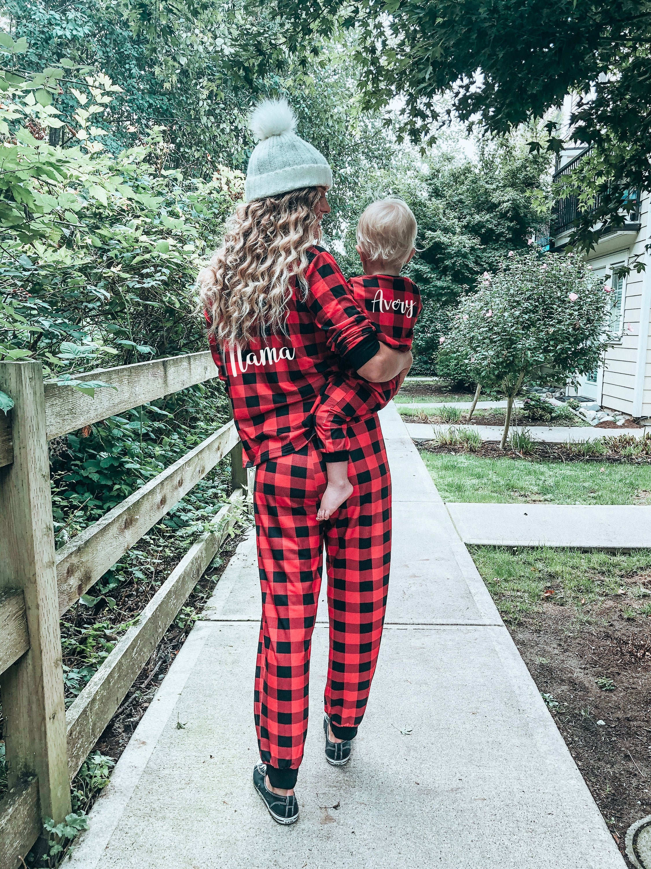 Girls Grinch Buffalo Plaid Pajama Set – Double Take Western Boutique