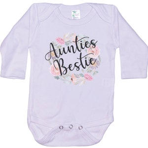 Aunties Bestie Aunt Onesie Baby Aunt Outfit Aunt Baby Etsy Aunties Bestie Aunt Onesie Baby Aunt Outfit Aunt Baby Etsy