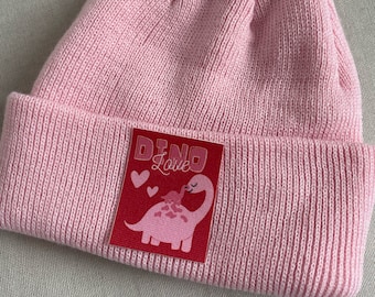 Kinder Hipster Beanie Mütze in Rosa I Dino Love I Dino-Motiv