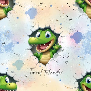 Può includere: Motivo ripetuto con alligatori dei cartoni animati che sfondano una superficie bianca screpolata. Gli alligatori sono verdi con occhi blu e sorridenti. Lo sfondo ha colori pastello, cuori, stelle e il testo "Too cool to handle!"