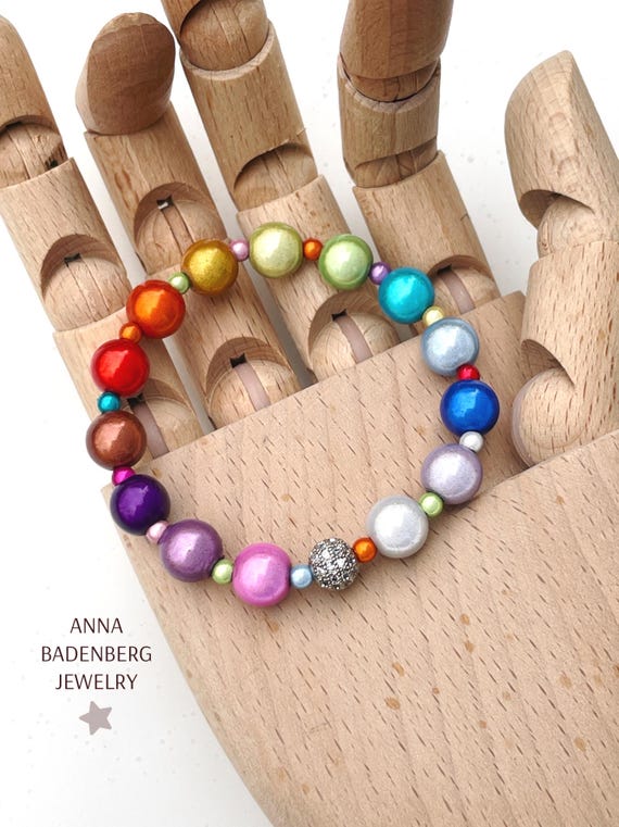 ブレスレット (10 mm) は明るい虹色にきらめくミラクル ビーズ