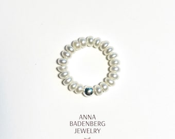 RING white TOP cultured pearls in button shape, spacer 925 sterling silver or yellow gold, pearl ring, stacking ring, ball ring