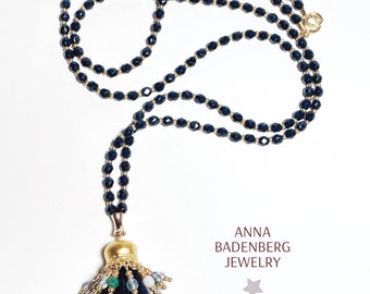 KETTE aus böhmischen Glasschliffperlen in Marine Blau, Ibiza Style, handgemachte Quaste in Mauwe mit Perlen, Federring Verschl. 24Kt vergold