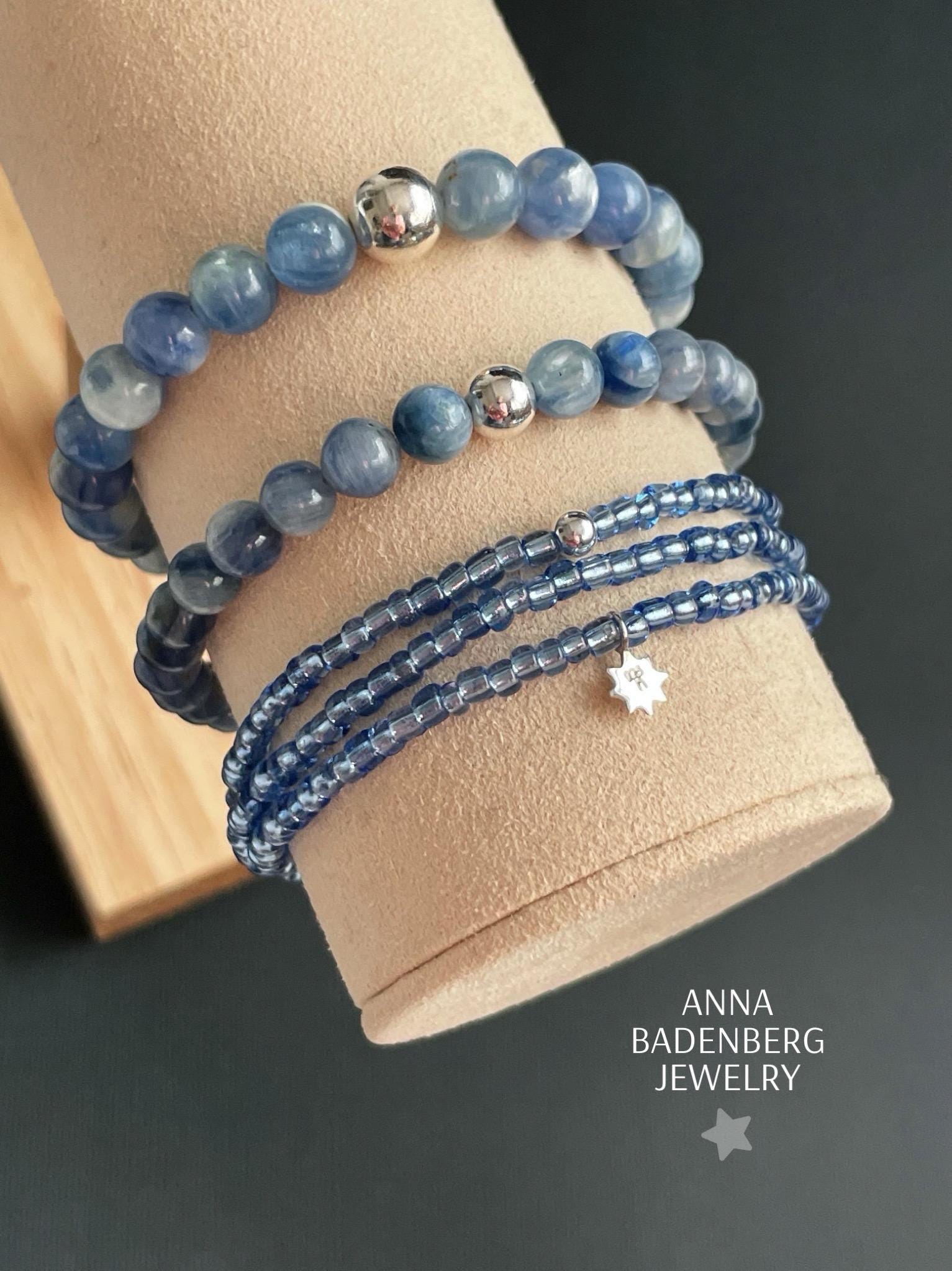 BRACELET Kyanite Beads, 6 or 8 Mm in Denim Blue, or Glass