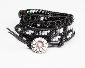 Bransoleta boho Black and White Silver Flower