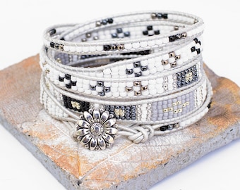 Bracelet bohème en cuir gris clair