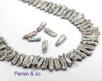 8 Biwa pearls – fresh water in dazzling silver colours 6 x 20 mm