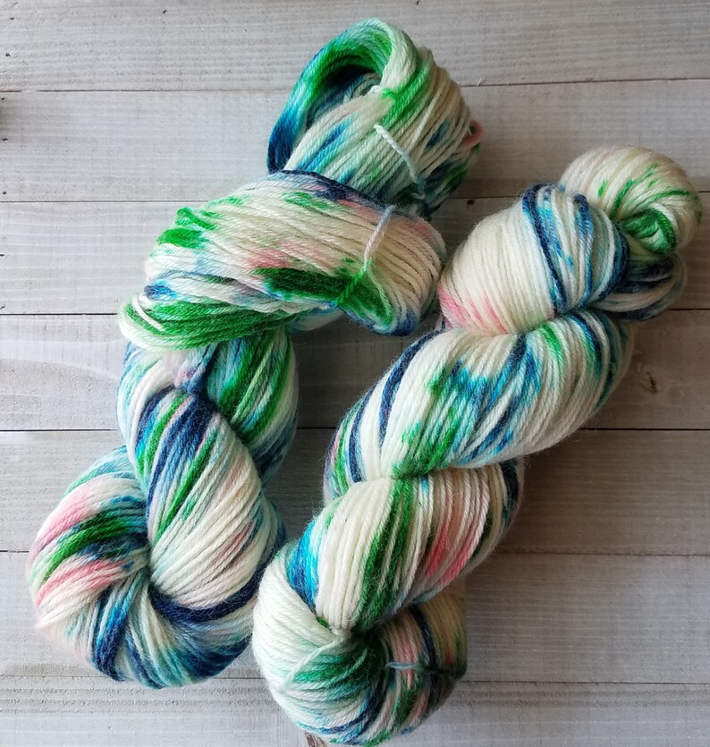 Hand Dyed Yarn 100 Peruvian Highland Wool Worsted Weight Etsy