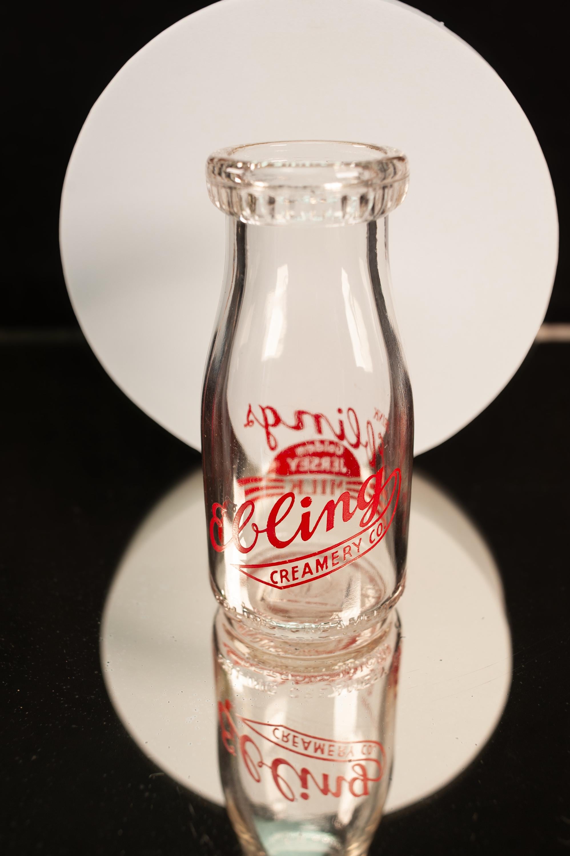 Vintage Detroit Michigan Ebling Creamery Golden Jersey Half Pint Glass Milk Bottle