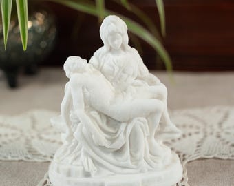 Vintage Pieta Virgin Mary Cradling Jesus Tabletop Figurine