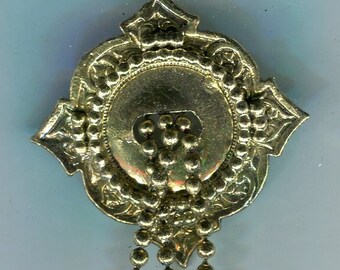 Medieval Renaissance Brooch Keyhole gold 80 x 40 mm