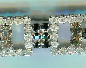 Mittelalter Renaissance Strass Brosche Spitzoval silber + crystal + jet 80x18 mm