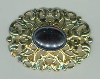 filigree medieval renaissance brooch Victorian antique gold + black 48 x 34 mm