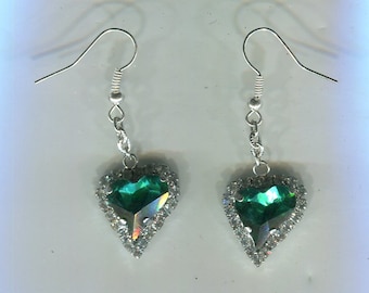 Medieval Renaissance rhinestone earrings hearts silver + emerald green 45 x 16 mm