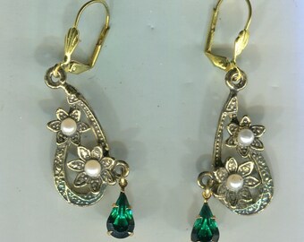 Medieval Renaissance earrings gold with pearls + emerald colored drops 57 x 18 mm