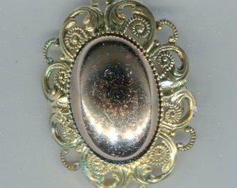 filigrane Mittelalter Renaissance Brosche mit Cabochon gold 30x22 mm