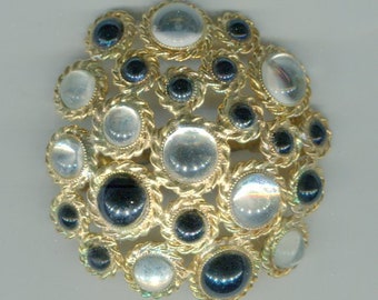 Medieval Renaissance Brooch gold with Cabochon Kristal + Onyx optics 48 mm