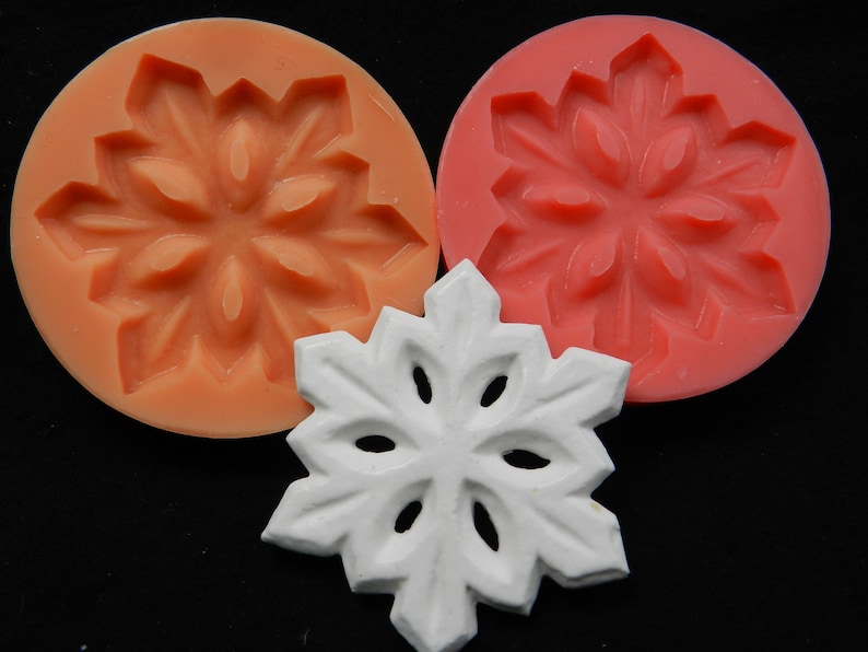 Silicone mold molded snowflake 5.8 cm mold ice crystal mold from silicone star Christmas concrete form Fondantform plaster