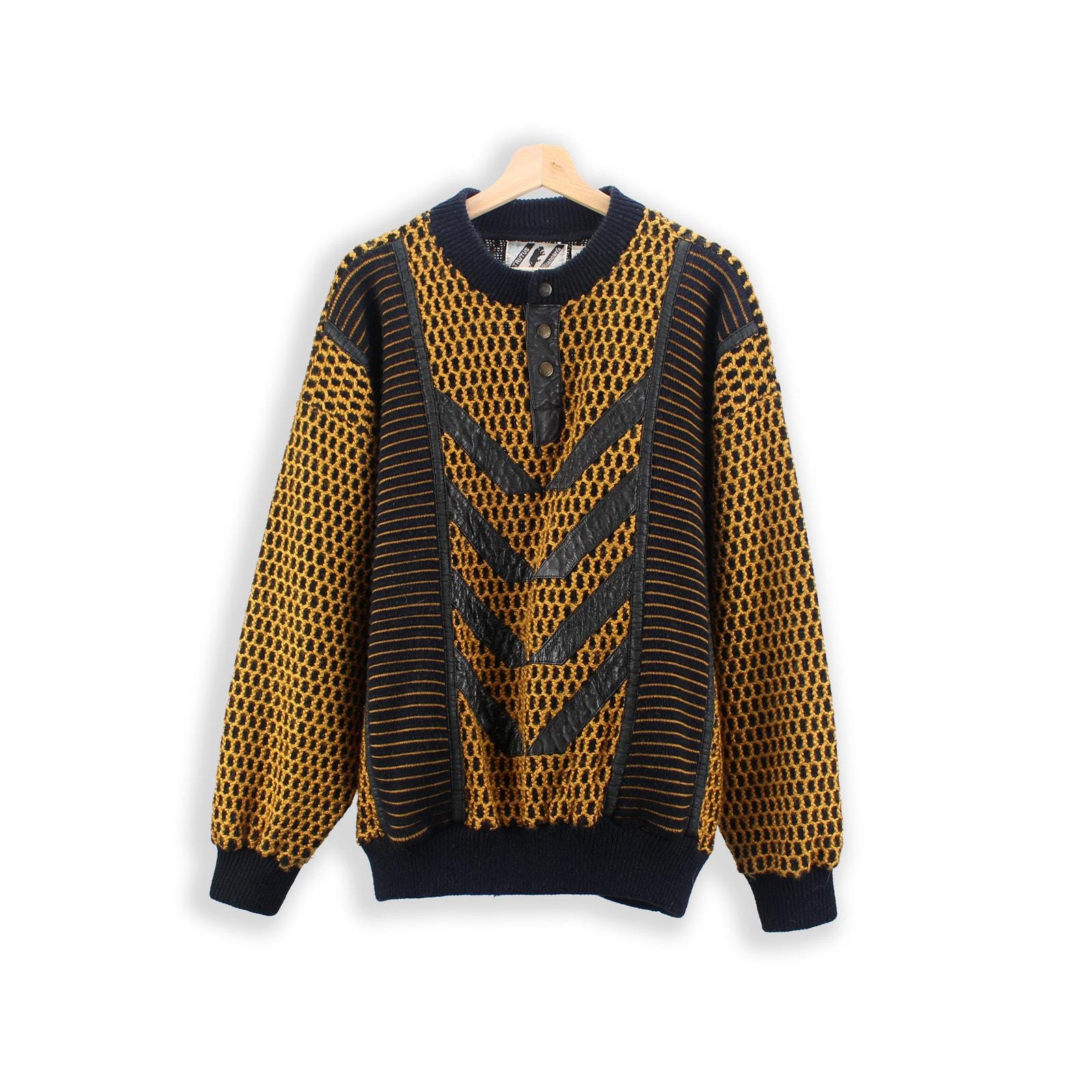90s Vintage Trutus Biancara Sweater - Black & Gold Henley Pullover 