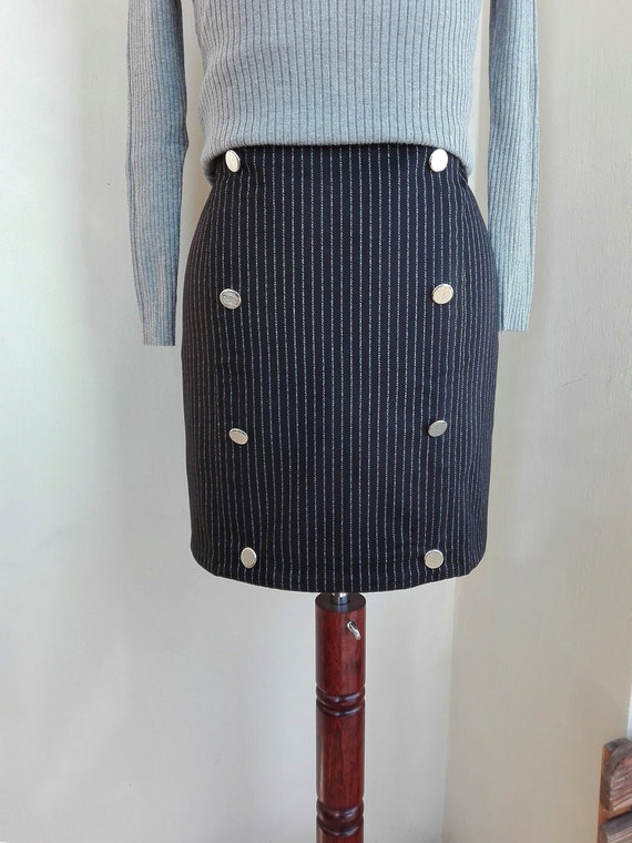 short black work skirt