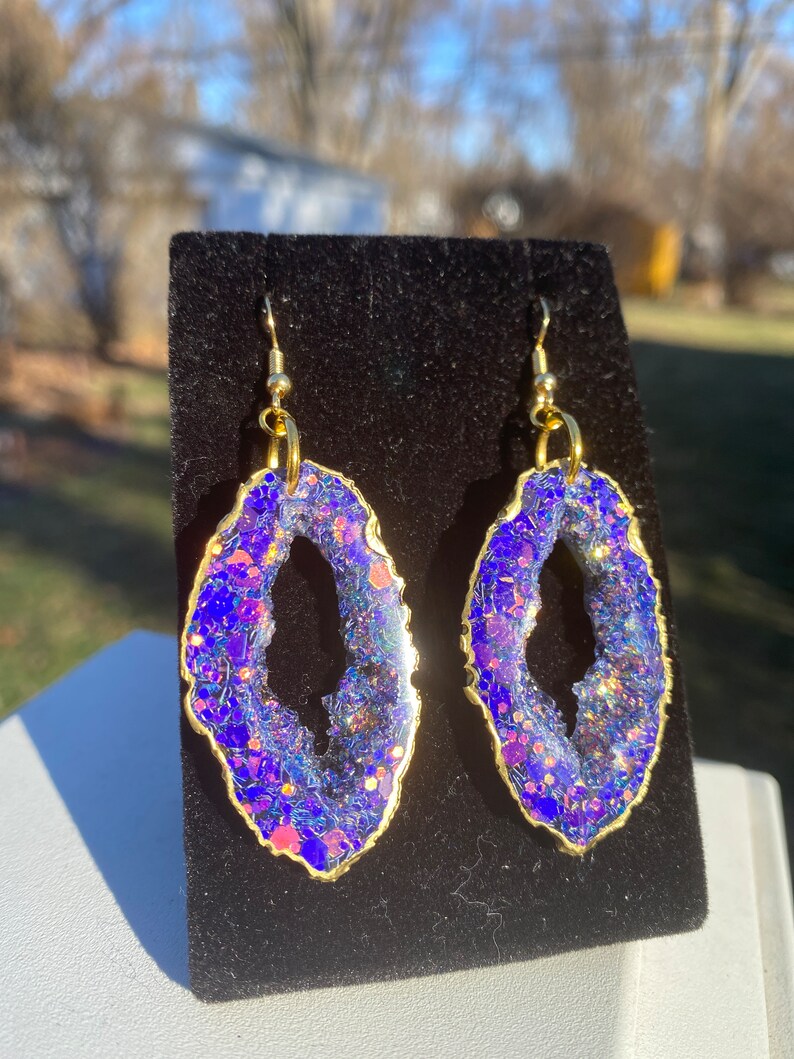 Purple/Pink Colorshift Geode Earrings/Agate Geo Druzy Lightweight Statement Earrings/Iridescent Dangle Rainbow Sparkle Handmade Festival image 2