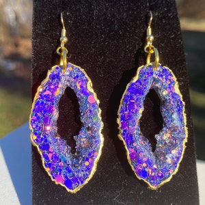 Purple/Pink Colorshift Geode Earrings/Agate Geo Druzy Lightweight Statement Earrings/Iridescent Dangle Rainbow Sparkle Handmade Festival image 3