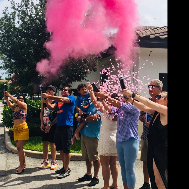 holi powder cannon