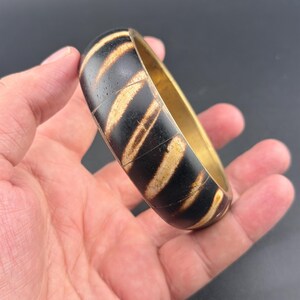 Natural Bone Brass Bangle Bracelet, Vintage Style Striped Zebra Pattern Cuff, Chunky Inlaid Bone Jewelry, Boho Tribal Statement Bangle