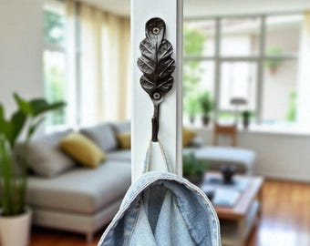 Percheros rústicos de hoja de roble forjados a mano, decoración del hogar inspirada en la naturaleza, detalle botánico para pared.
