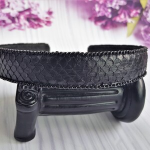 Leather headband image 9