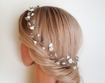 Bridal wreath. Wedding headband. Bride diadem.